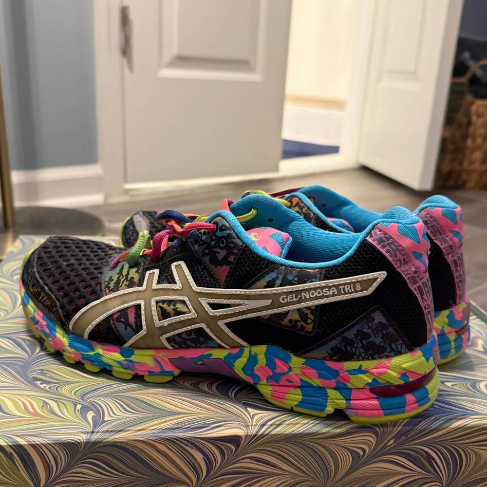 Asics  Gel Cushioning Noosa Tri 8 Lace Up Sneakers women’s Sz9 🌈